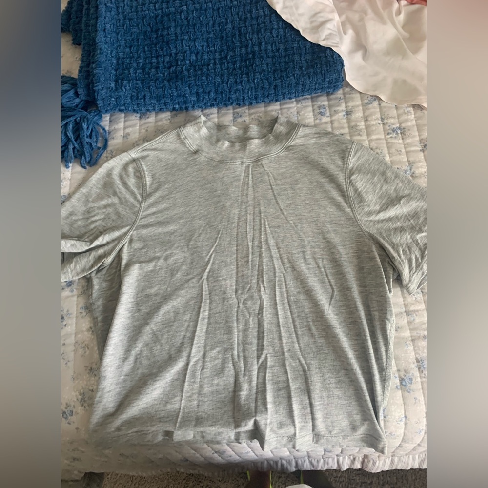 lululemon shirt